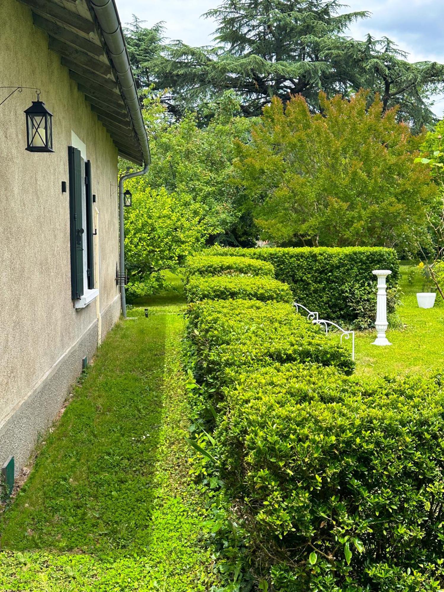 La Maison De Romance D'Hauterive ヴィルヌーヴ・シュル・ロット エクステリア 写真